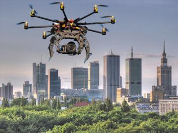 dron-nad-miastem